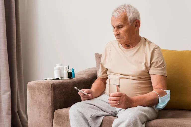 Top Benefits of Medical Alert Devices for Seniors
